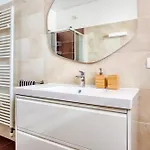 Giaxtower Gym & Pool Romantic Pool View Appartement
