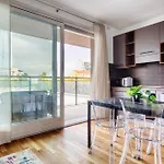 Appartement Giaxtower Gym & Pool Romantic Pool View *