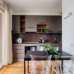 Appartement Giaxtower Gym & Pool Romantic Pool View *