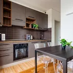 Appartement Giaxtower Gym & Pool Romantic Pool View