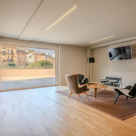 Giaxtower Gym & Pool Romantic Pool View * Milano